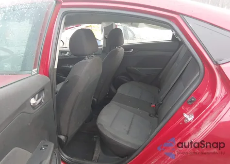 2021 Hyundai Accent Se z USA, uszkodzony, nr VIN 3KPC24A67ME142019